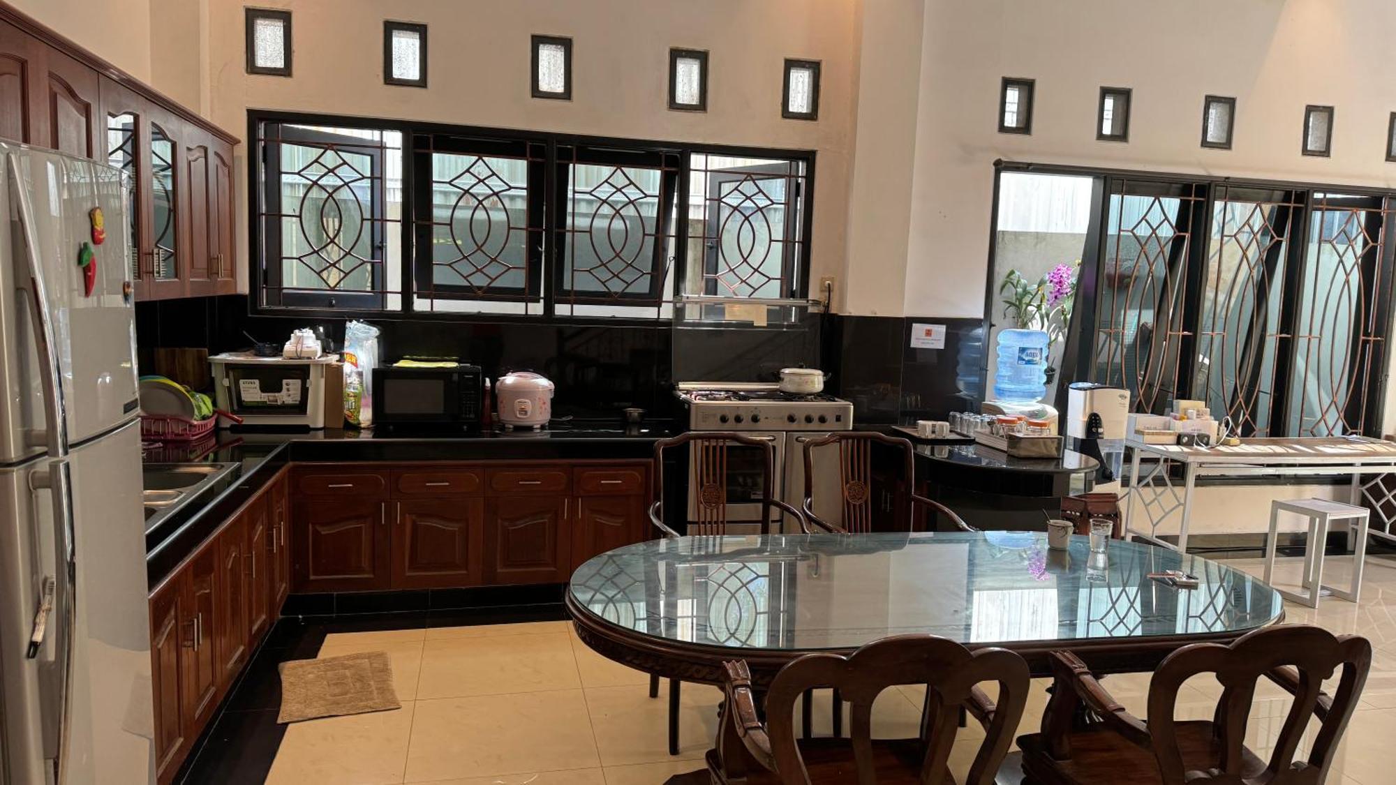 Fora Capsule Hostel Tuban Kuta Lombok Exterior foto
