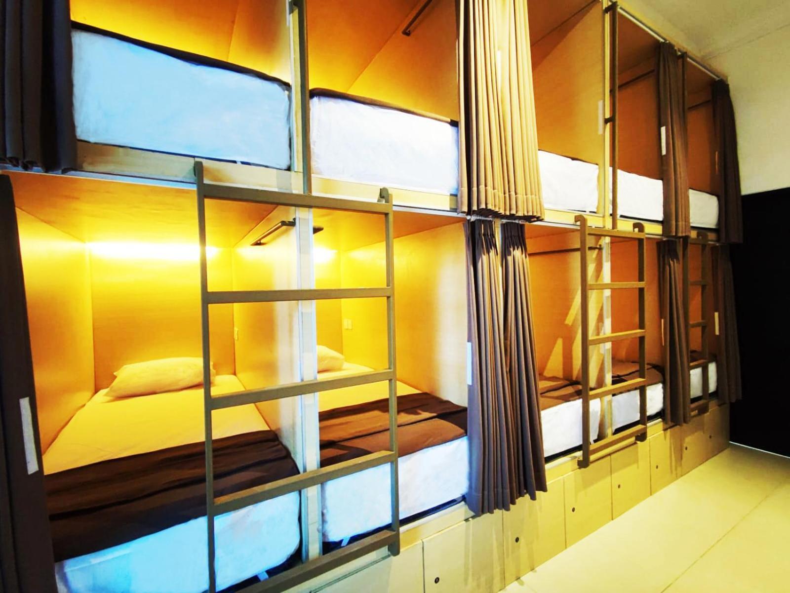 Fora Capsule Hostel Tuban Kuta Lombok Exterior foto